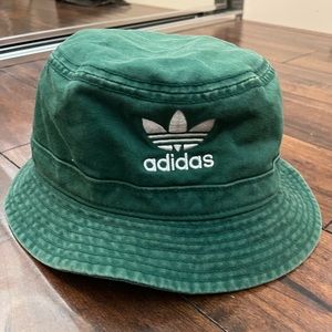 adidas bucket hat